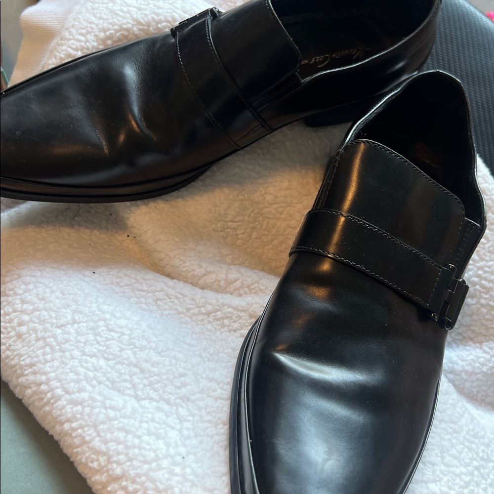 Kenneth Cole - Picture 5 of 5